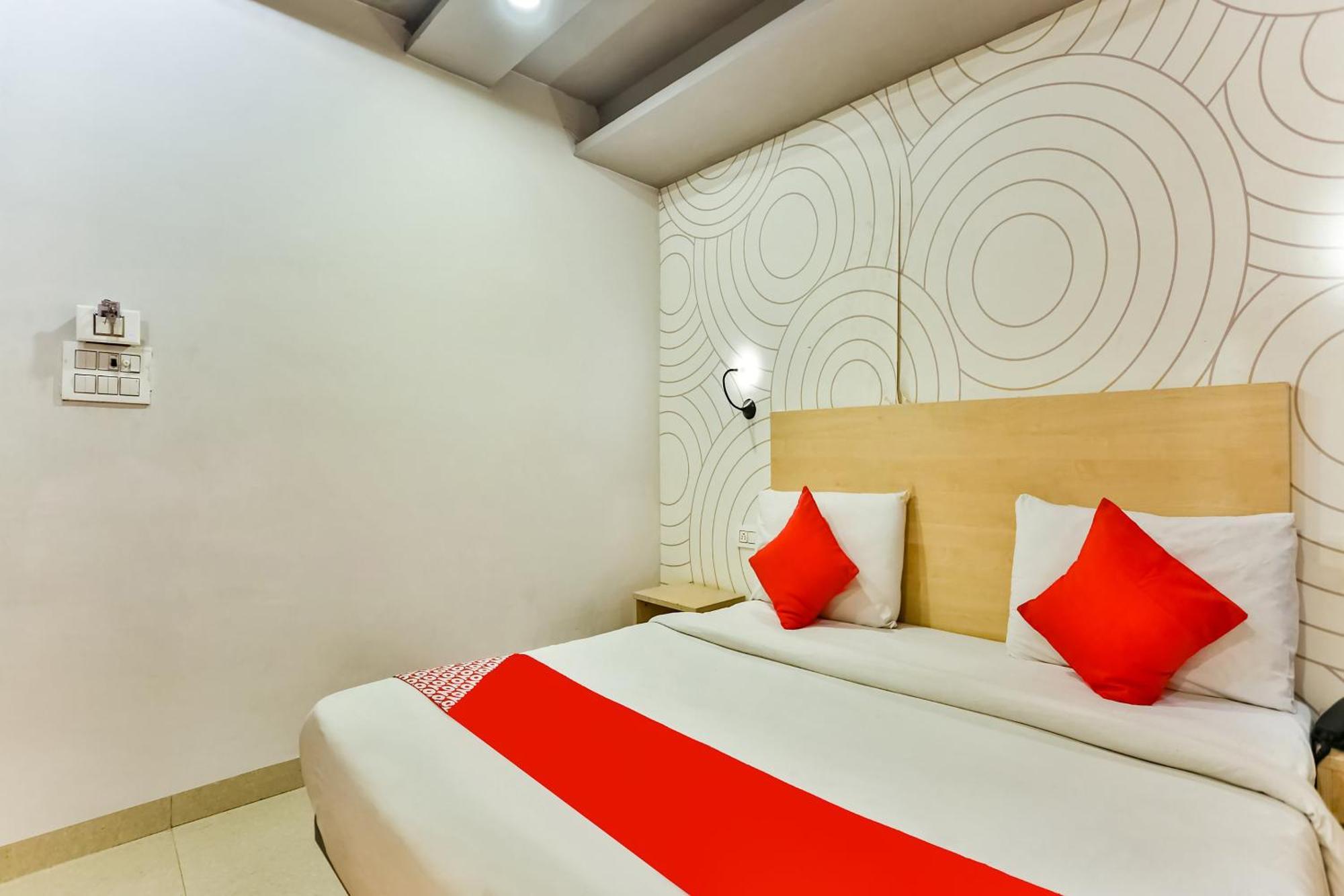 Hotel O Happy Inn Делі Екстер'єр фото